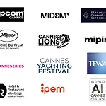 Estello - Comfortable Terrace Parking