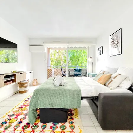 Estello - Comfortable Terrace Parking Cannes