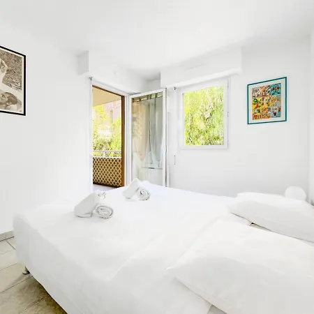 Διαμέρισμα Estello - Comfortable Terrace Parking Κάννες