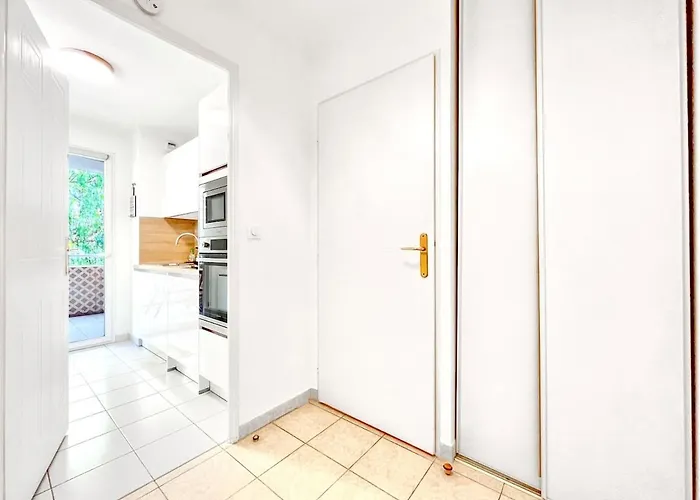 Daire Estello - Comfortable Terrace Parking Cannes